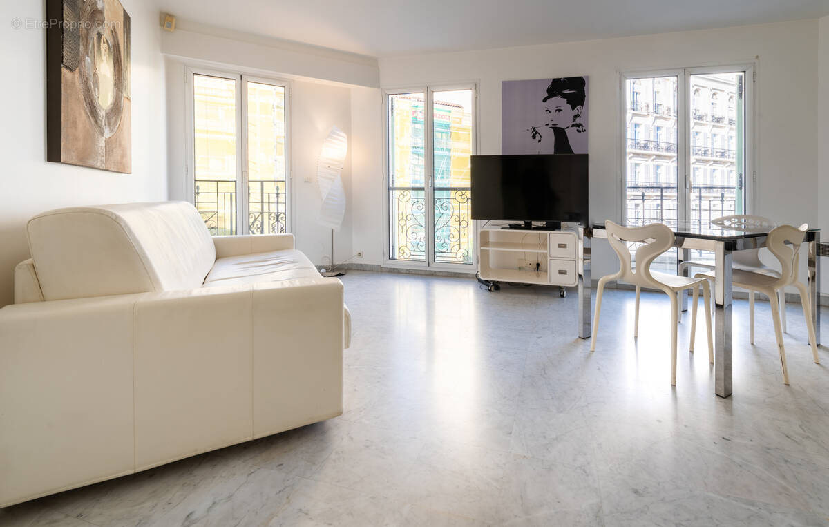Appartement à MENTON