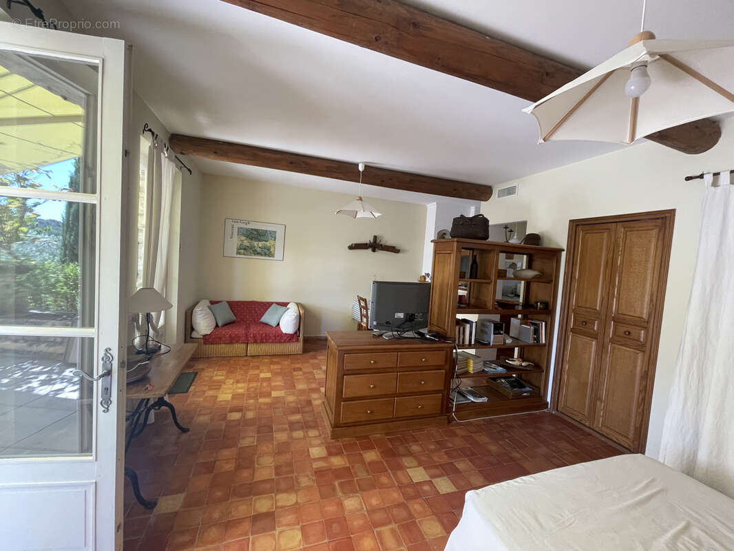 Maison à VAISON-LA-ROMAINE