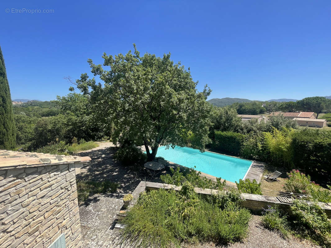 Maison à VAISON-LA-ROMAINE