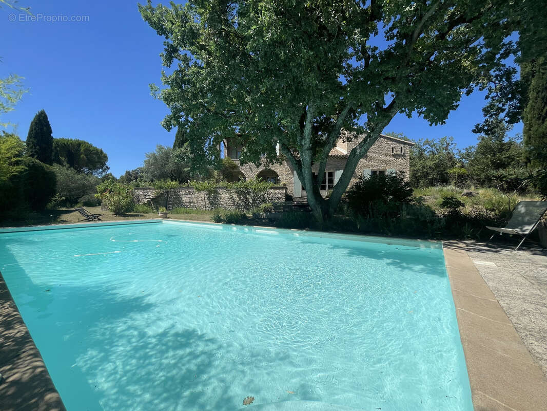 Maison à VAISON-LA-ROMAINE