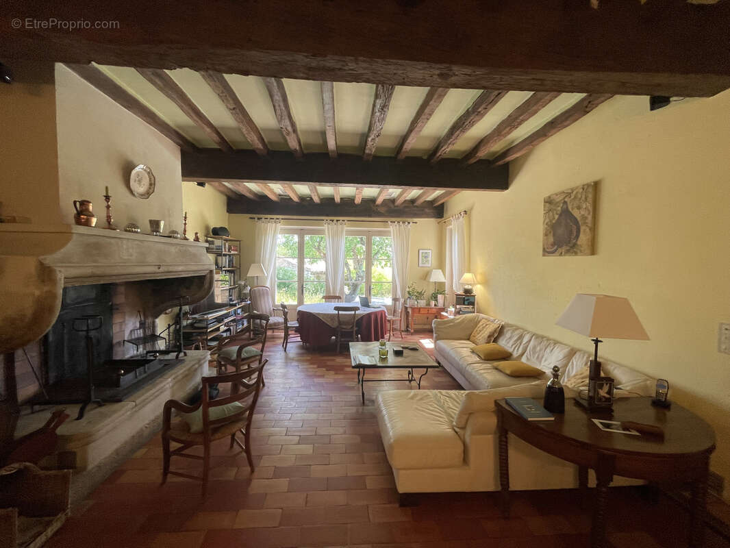 Maison à VAISON-LA-ROMAINE