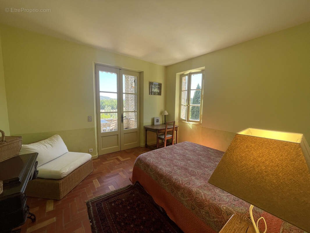 Maison à VAISON-LA-ROMAINE