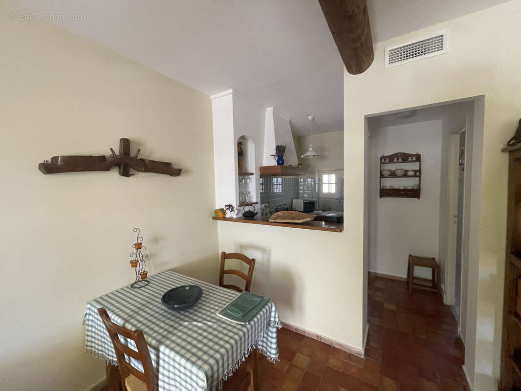 Maison à VAISON-LA-ROMAINE