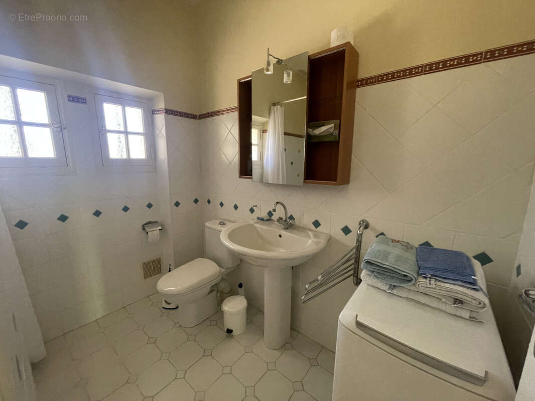 Maison à VAISON-LA-ROMAINE