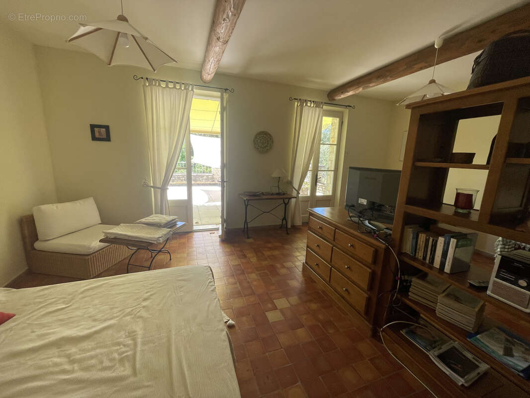 Maison à VAISON-LA-ROMAINE