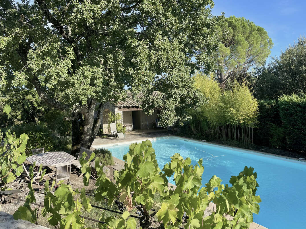 Maison à VAISON-LA-ROMAINE