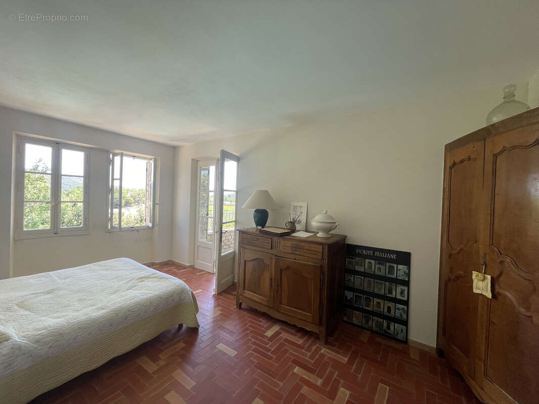 Maison à VAISON-LA-ROMAINE