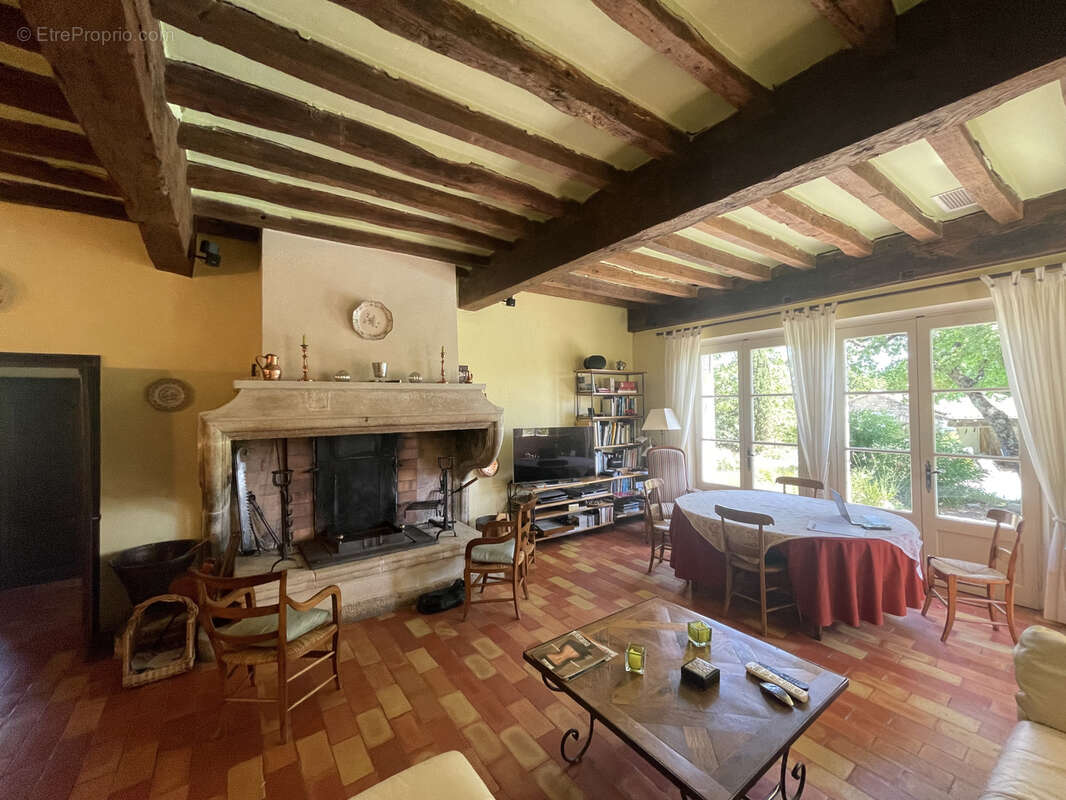 Maison à VAISON-LA-ROMAINE