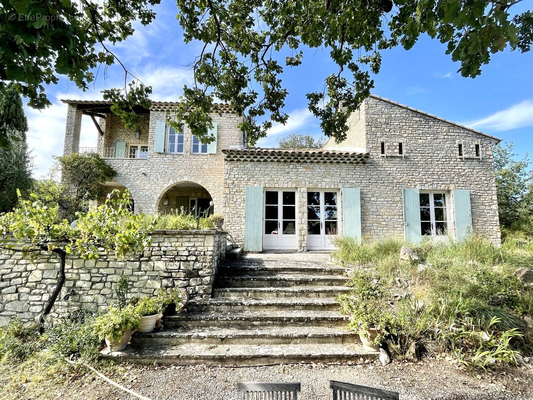 Maison à VAISON-LA-ROMAINE