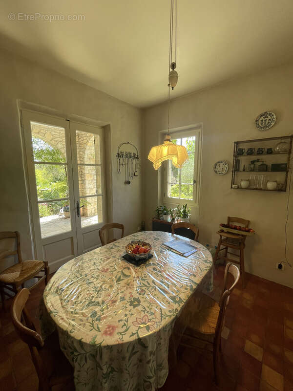 Maison à VAISON-LA-ROMAINE