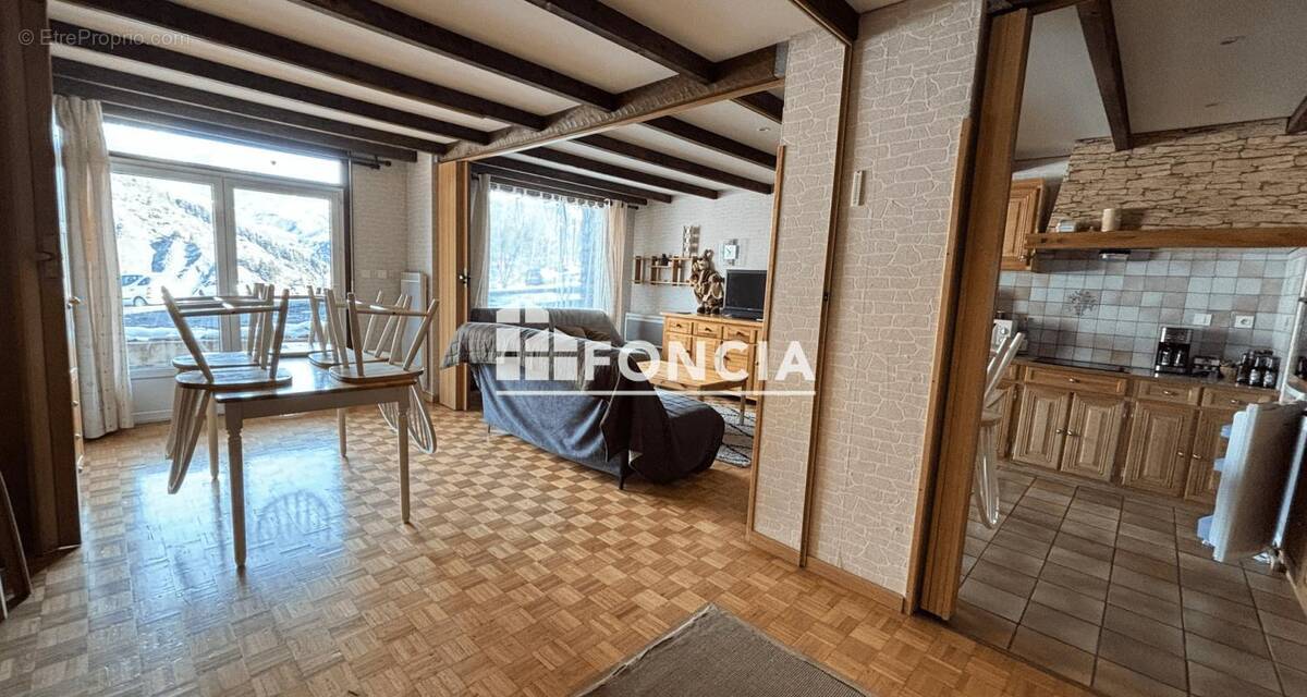 Appartement à ALLOS