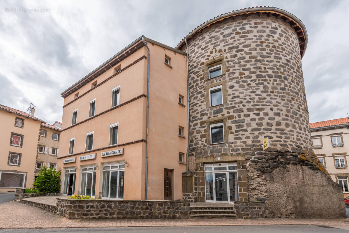 Appartement à LOUDES