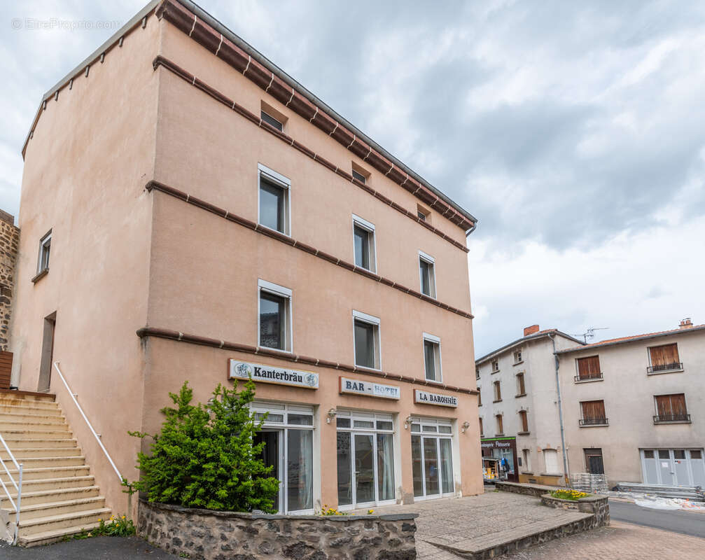 Appartement à LOUDES