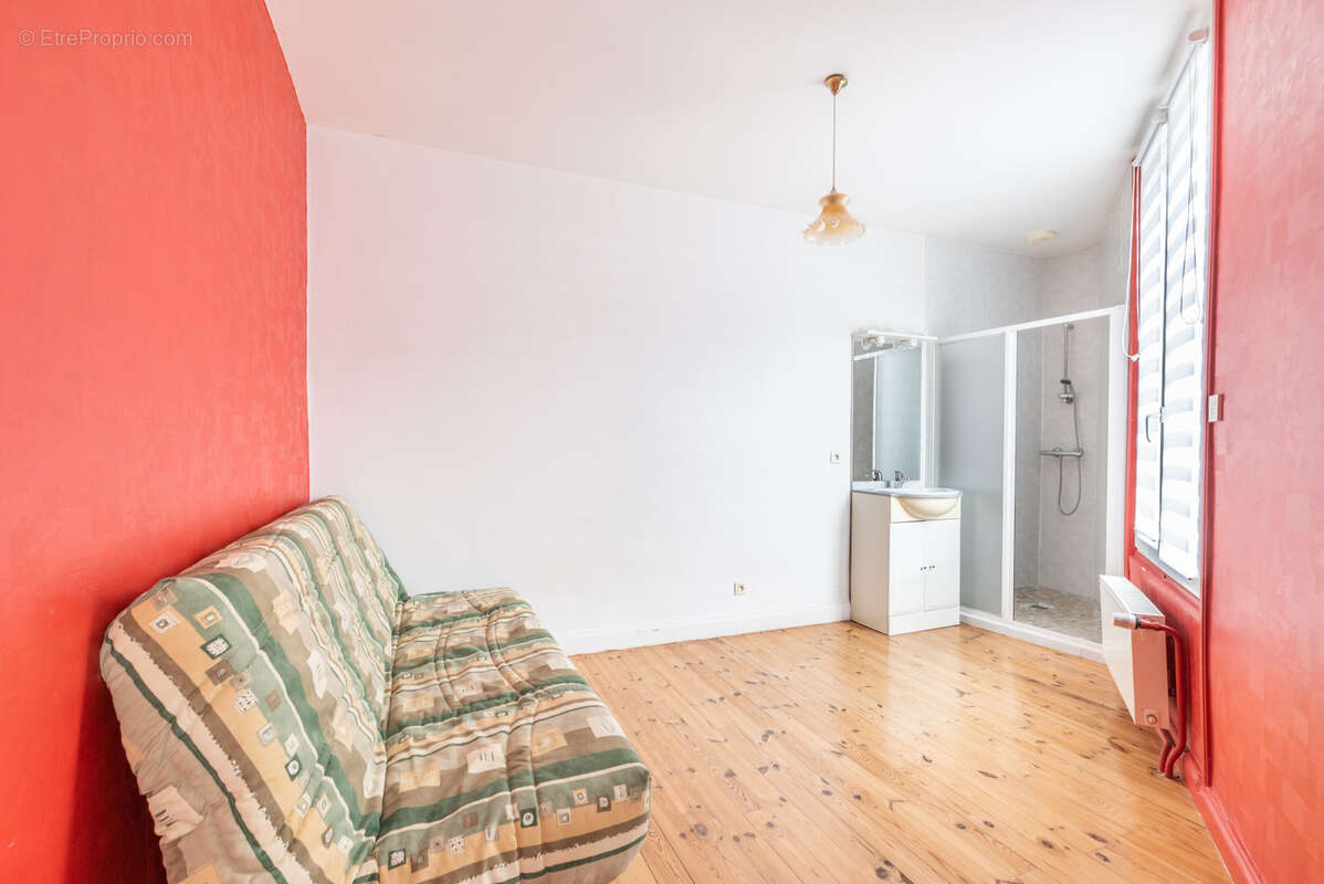 Maison à ESPALY-SAINT-MARCEL