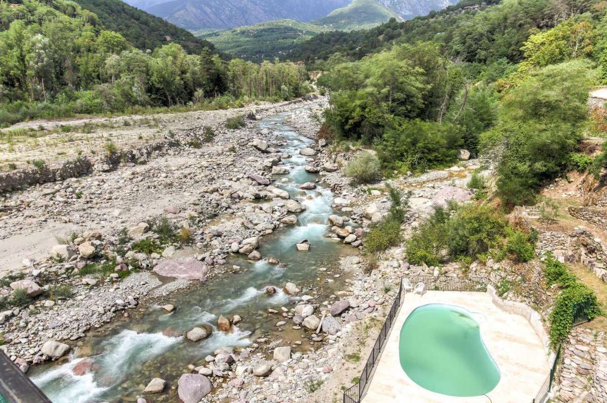 Appartement à LANTOSQUE