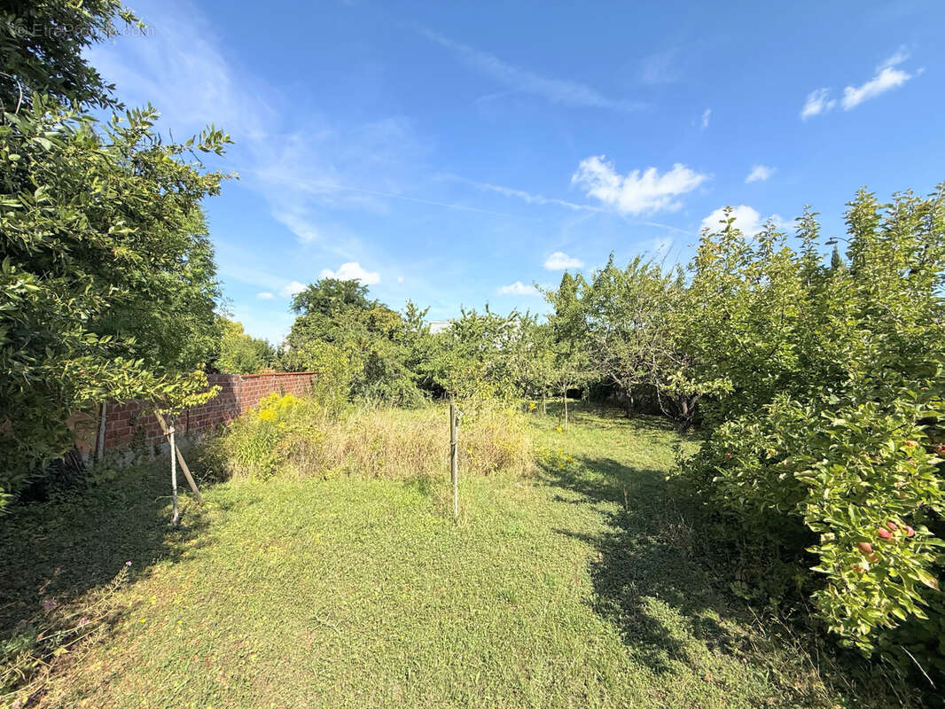 Terrain à RUEIL-MALMAISON