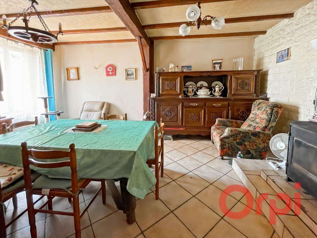 Maison à SAULZAIS-LE-POTIER