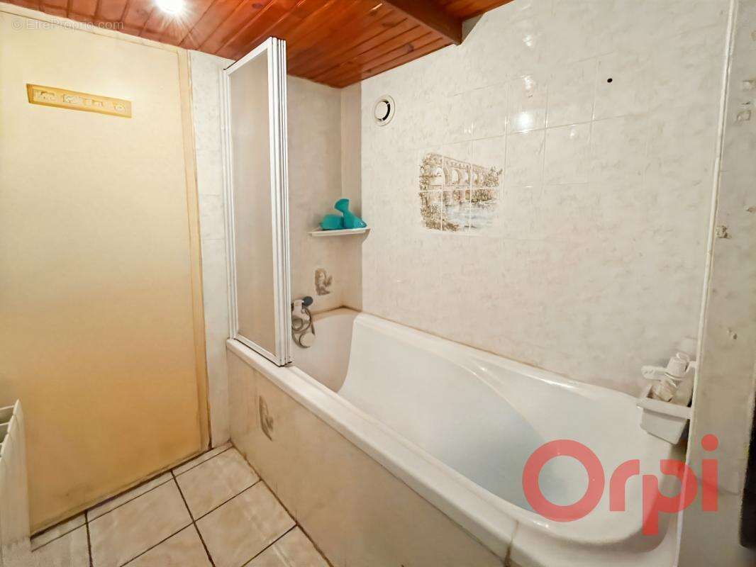 Maison à SAULZAIS-LE-POTIER