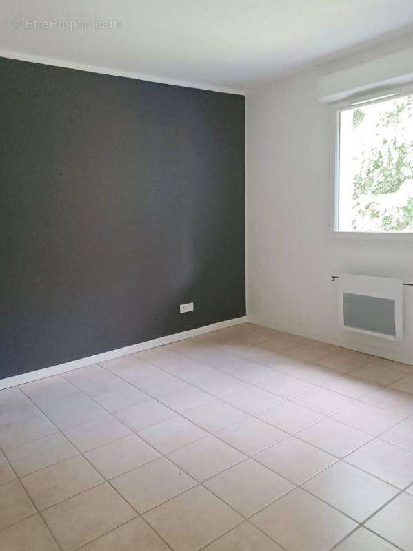 Appartement à SAINT-ASTIER