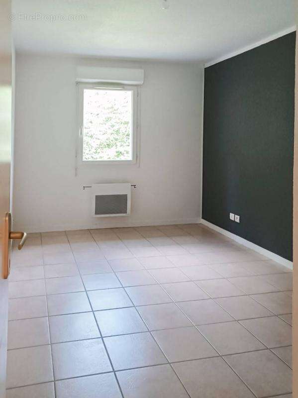 Appartement à SAINT-ASTIER