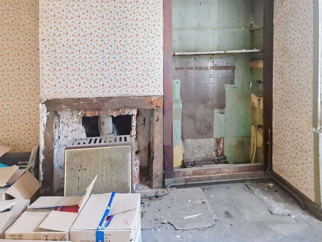 Appartement à TERRASSON-LAVILLEDIEU