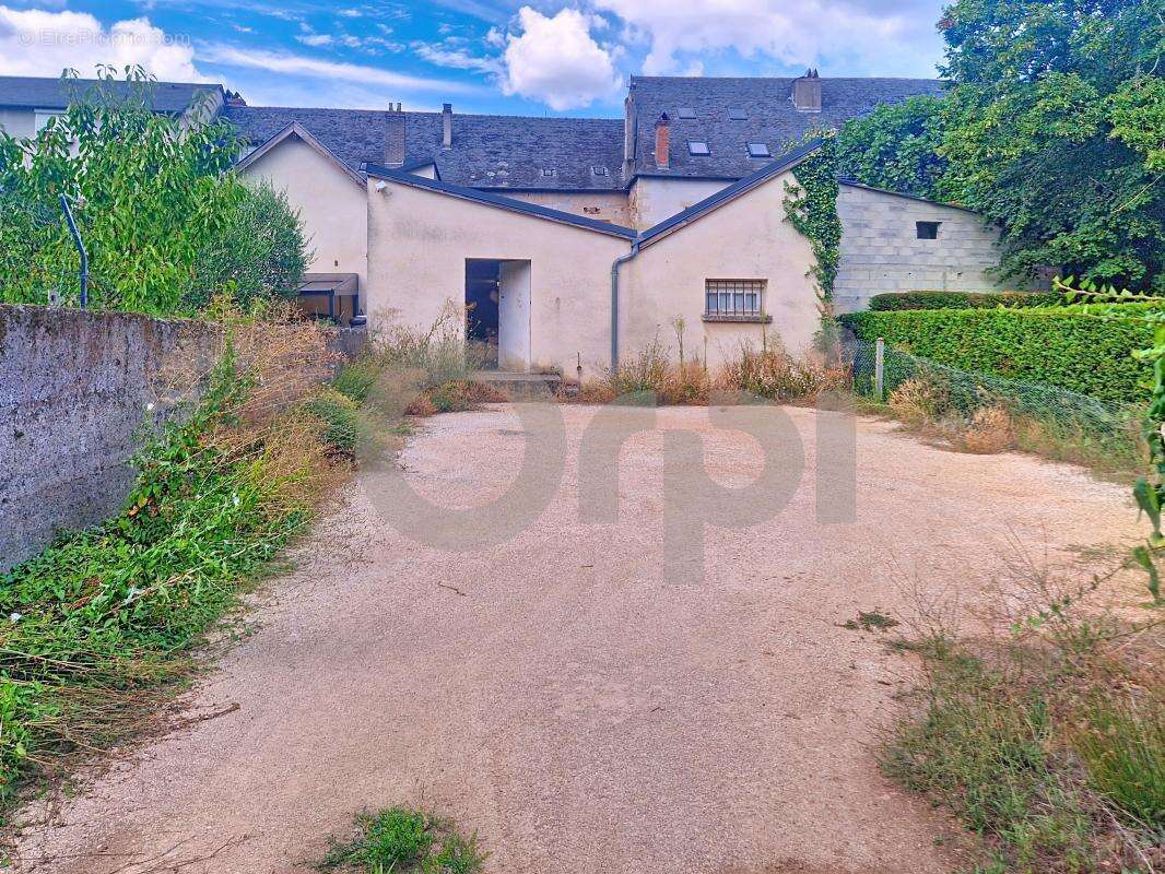 Appartement à TERRASSON-LAVILLEDIEU