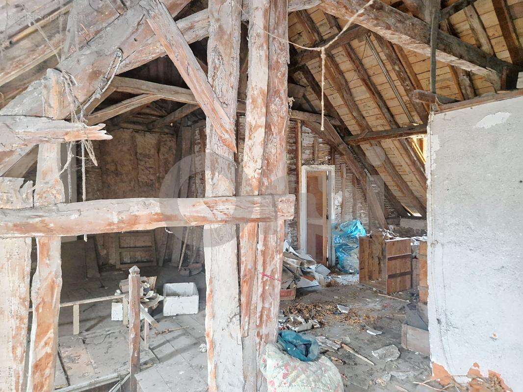 Appartement à TERRASSON-LAVILLEDIEU