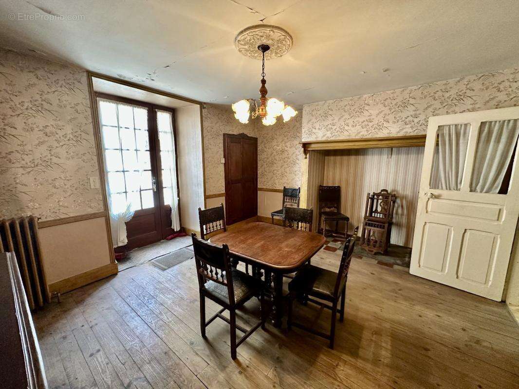 Maison à CRESSENSAC