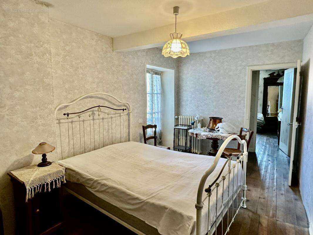 Maison à CRESSENSAC