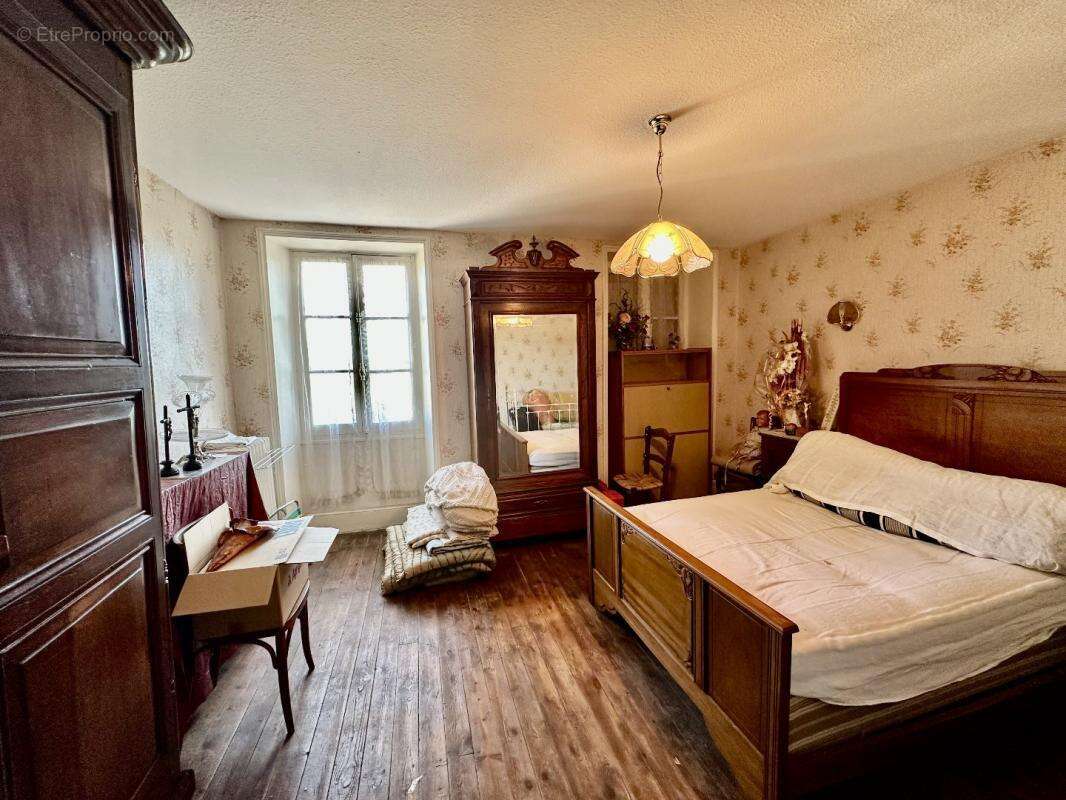 Maison à CRESSENSAC