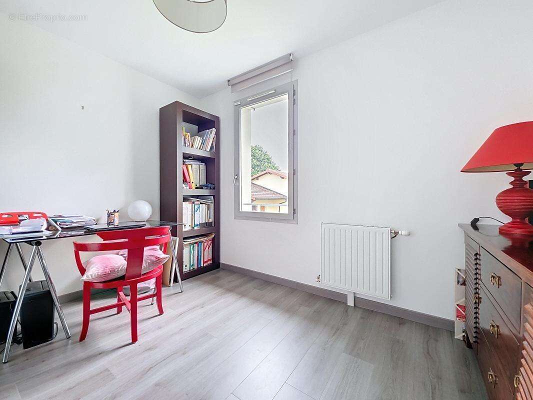 Maison à CHASSE-SUR-RHONE