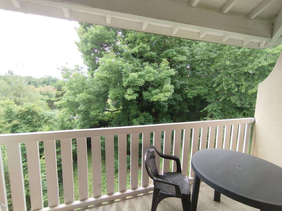 Appartement à CAZAUBON