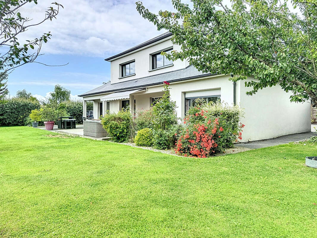 Maison à LA BARRE-DE-SEMILLY