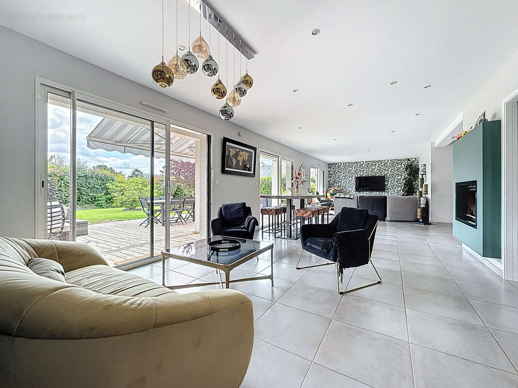 Maison à LA BARRE-DE-SEMILLY