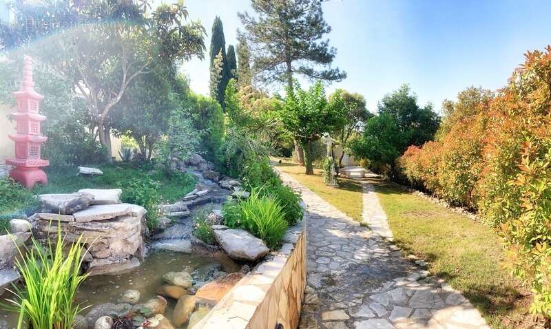 Maison à LA BOISSIERE