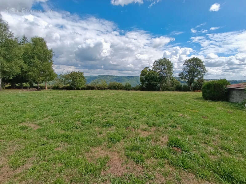Maison à CHALVIGNAC