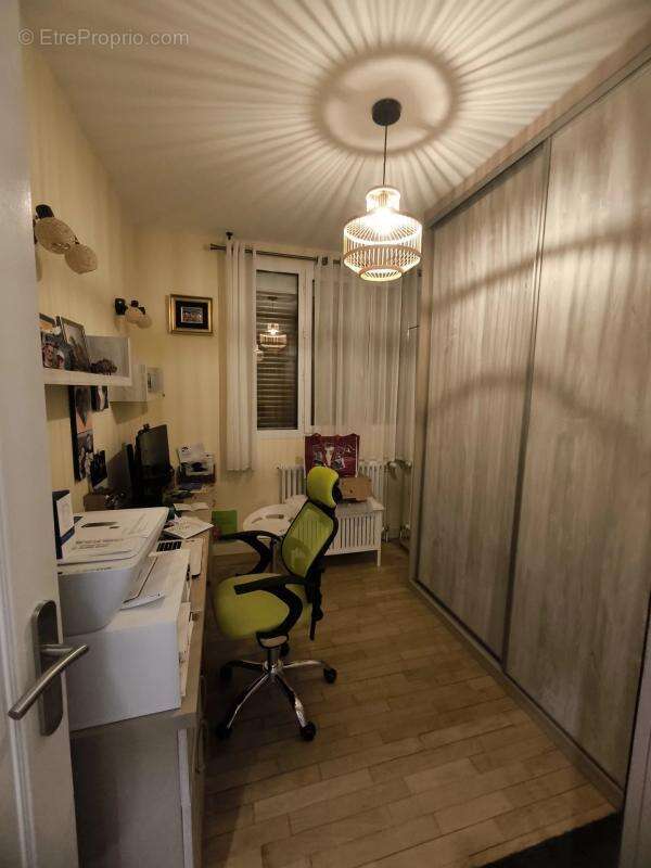 Maison à SAINT-JUNIEN