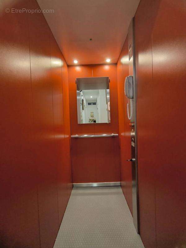 Maison à SAINT-JUNIEN