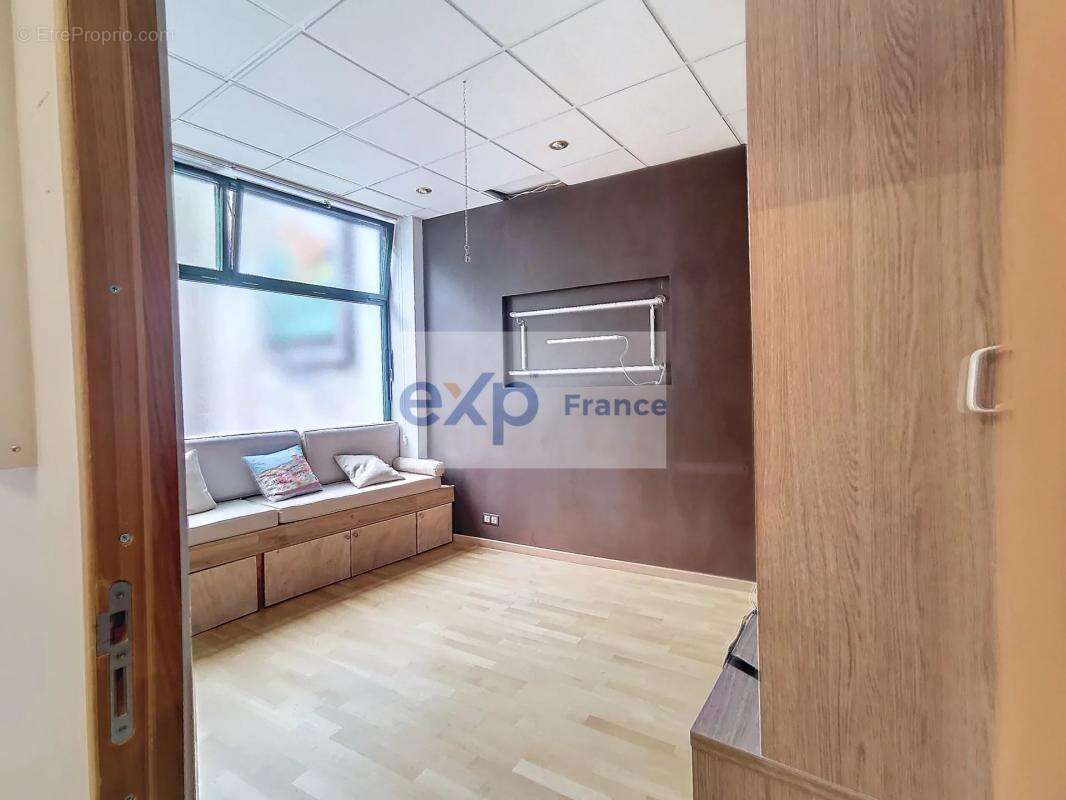 Commerce à PARIS-13E