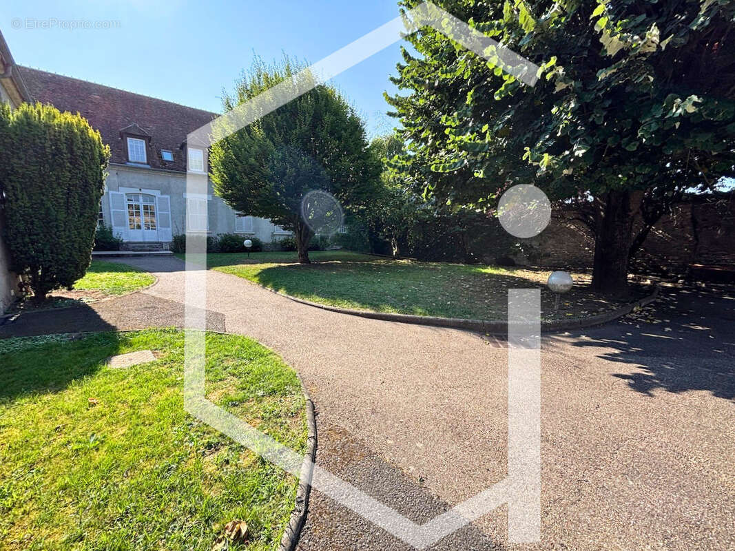 Appartement à COSNE-COURS-SUR-LOIRE