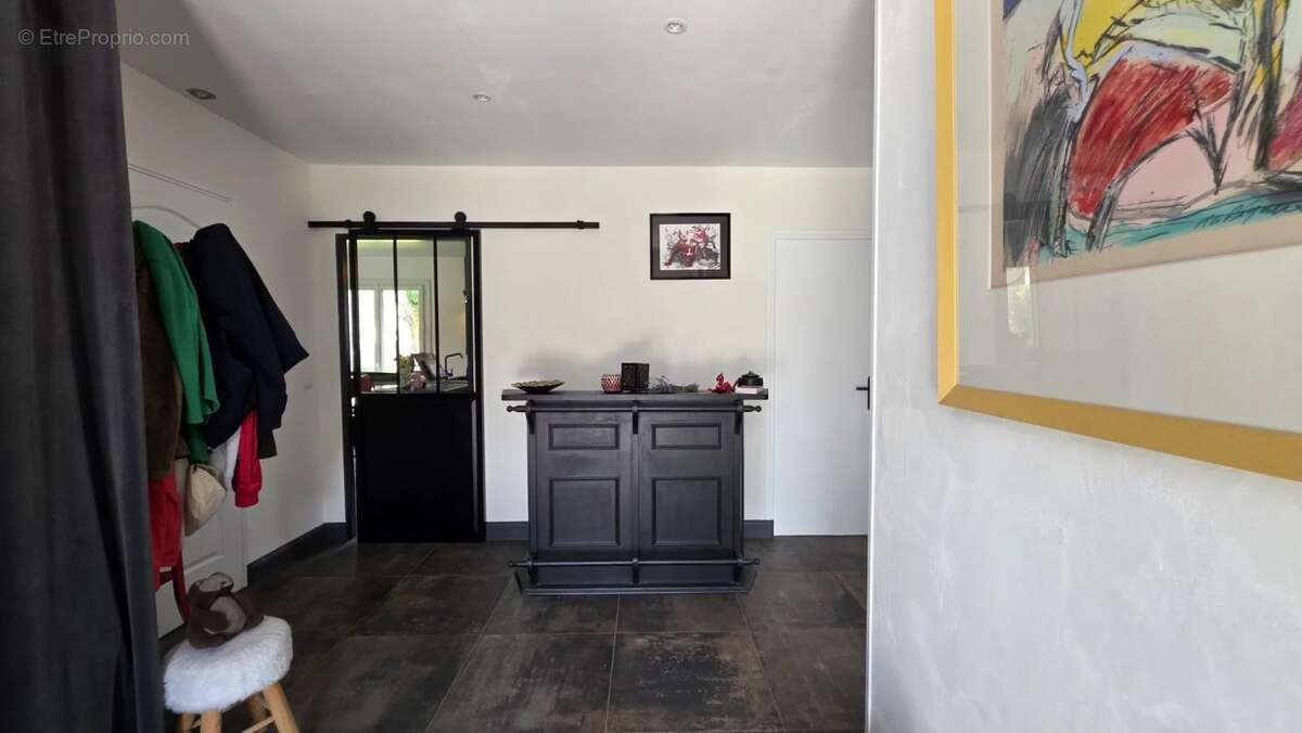 Maison à FONTAINE-LAVAGANNE