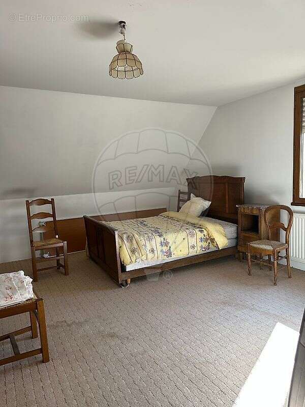 Maison à NEUVILLE-SOUS-MONTREUIL