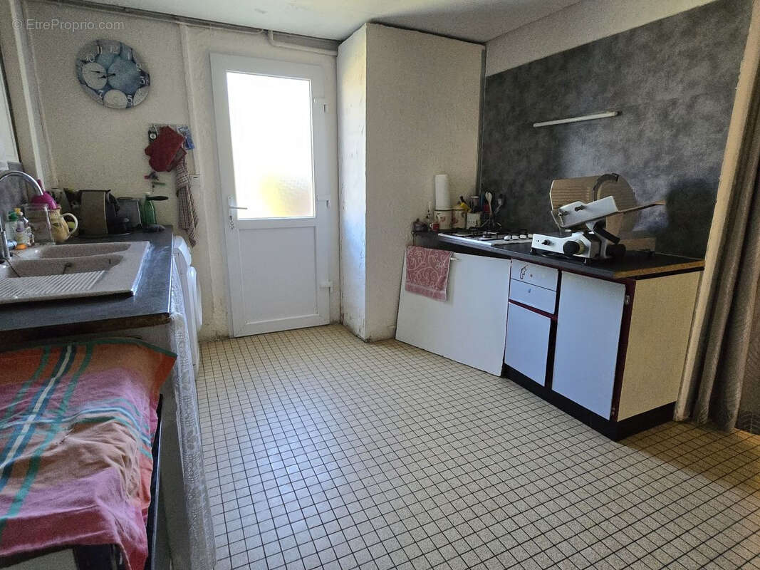 Maison à SAINT-ASTIER