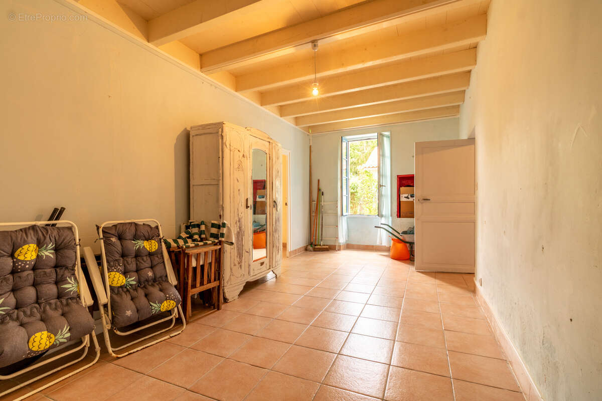 Maison à LES NOUILLERS