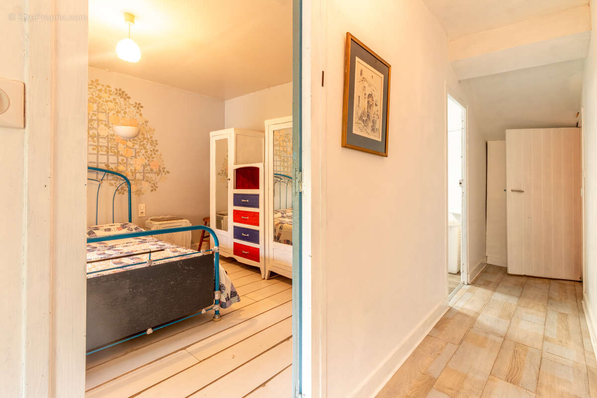 Maison à LES NOUILLERS