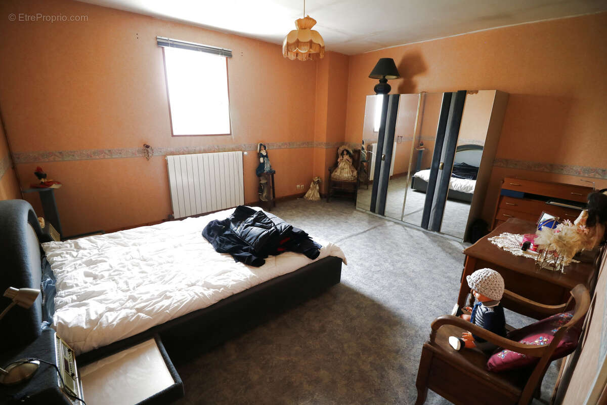 Maison à SAINT-SAVINIEN