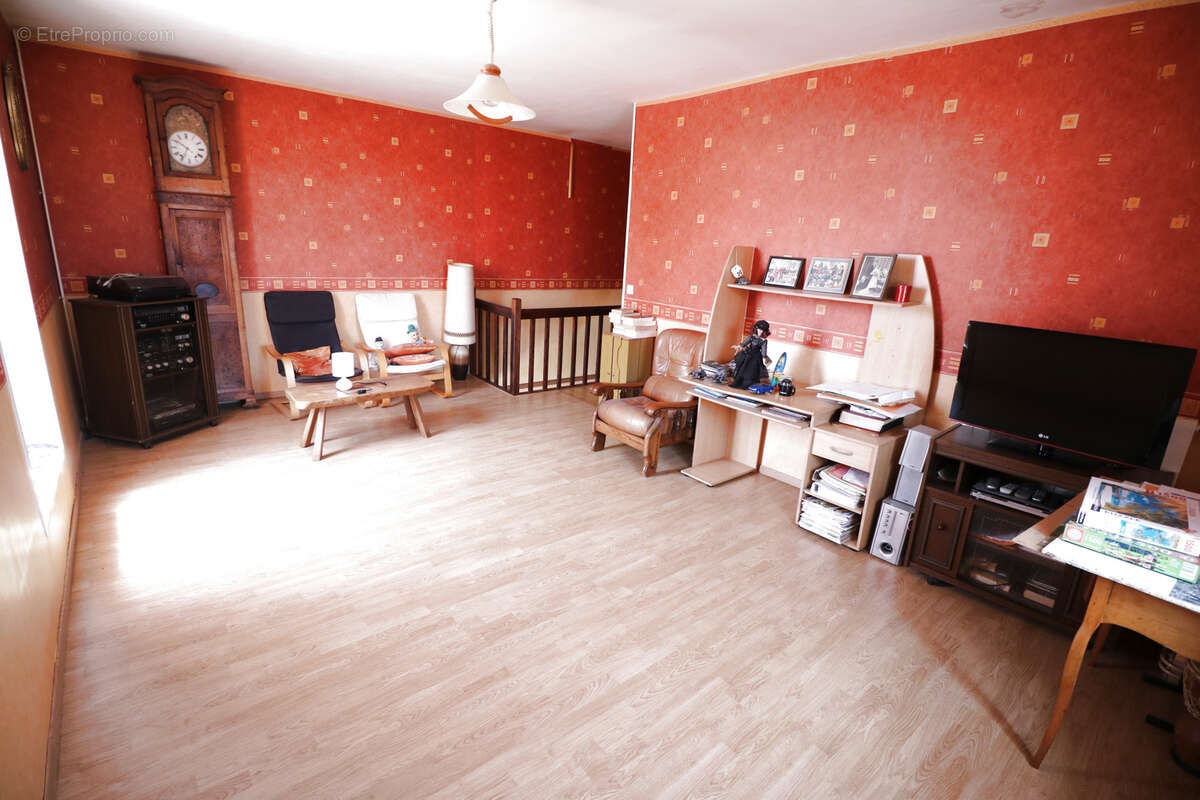 Maison à SAINT-SAVINIEN