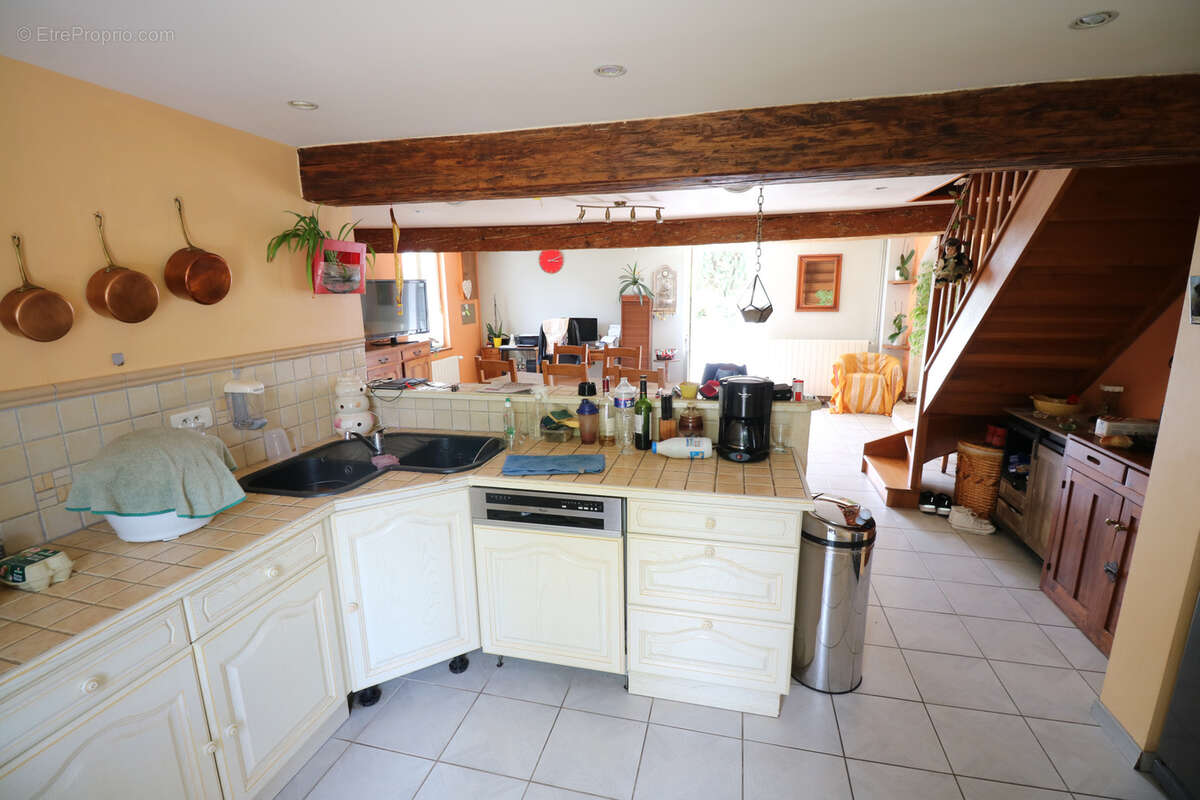 Maison à SAINT-SAVINIEN