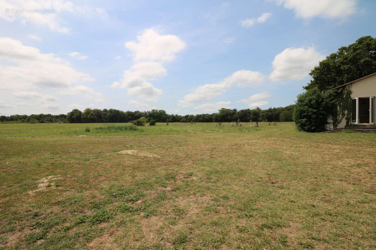 Maison à SAINT-SAVINIEN
