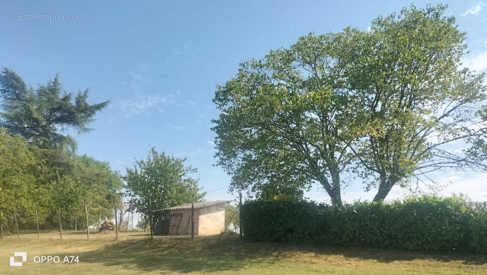 Maison à CAHUZAC-SUR-VERE